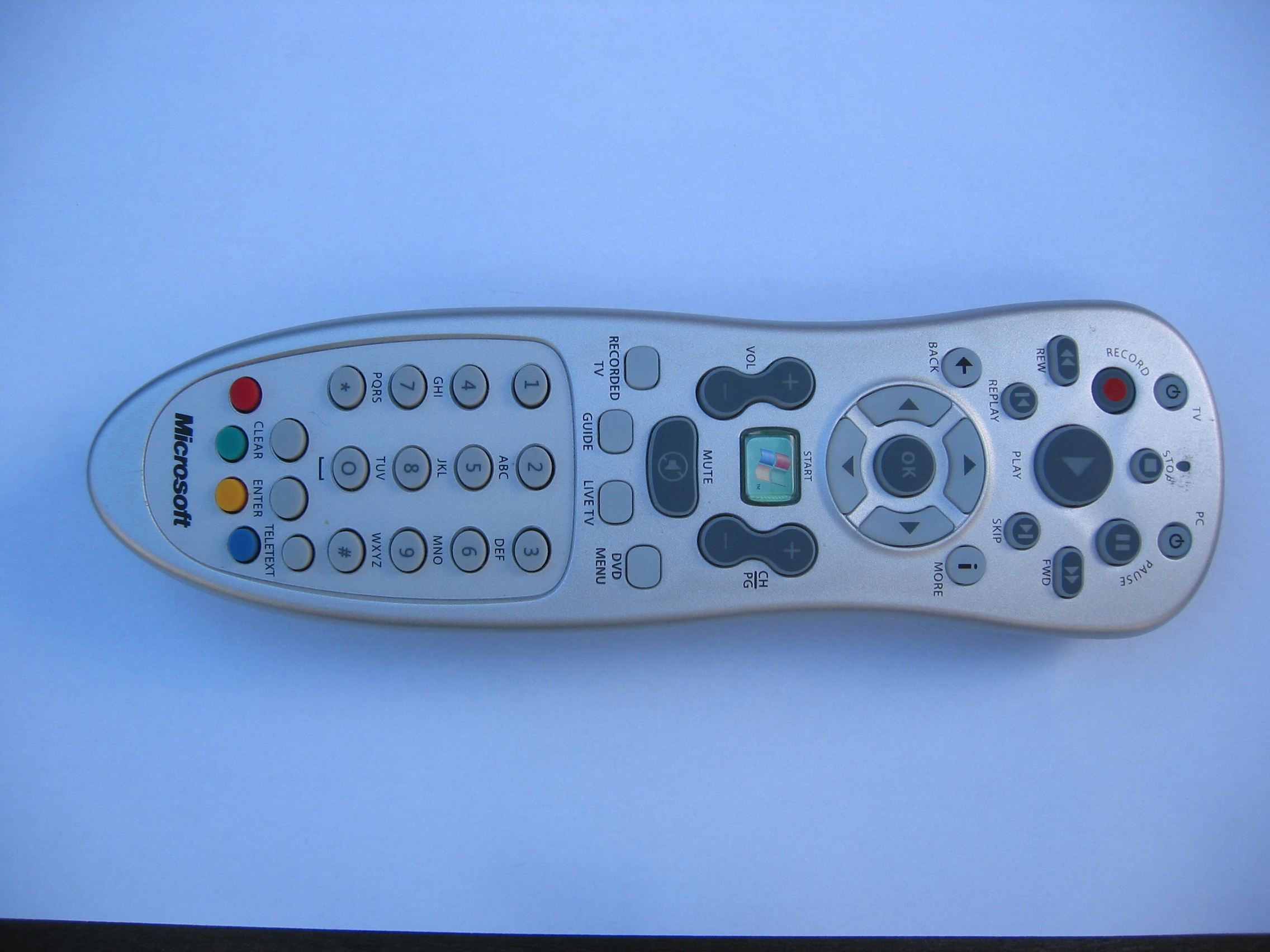 Microsoft Remote Control and Receiver 1.0A for media Center PC with Windows (model 1040) - remote
